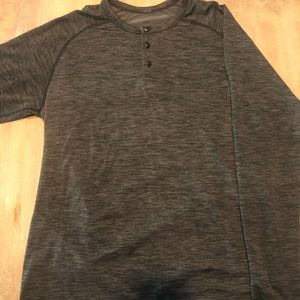 Men’s XL Lulu Henley